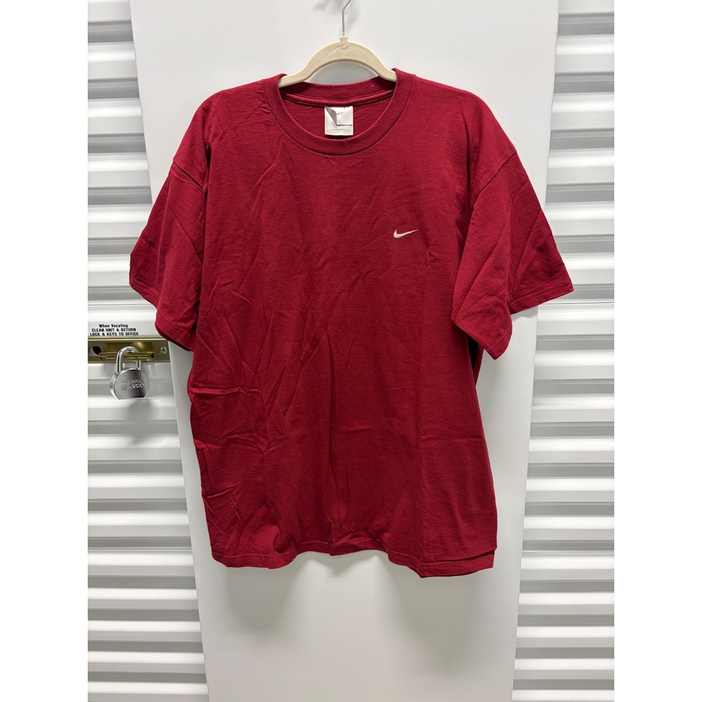 Vintage Nike T-Shirt Mens Large Red silver tag Embroidered Swoosh Short Sleeve